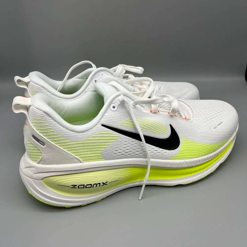 Nike Vomero 18 Mens 10.5 Performance Running Shoes White Volt ZoomX ReactX